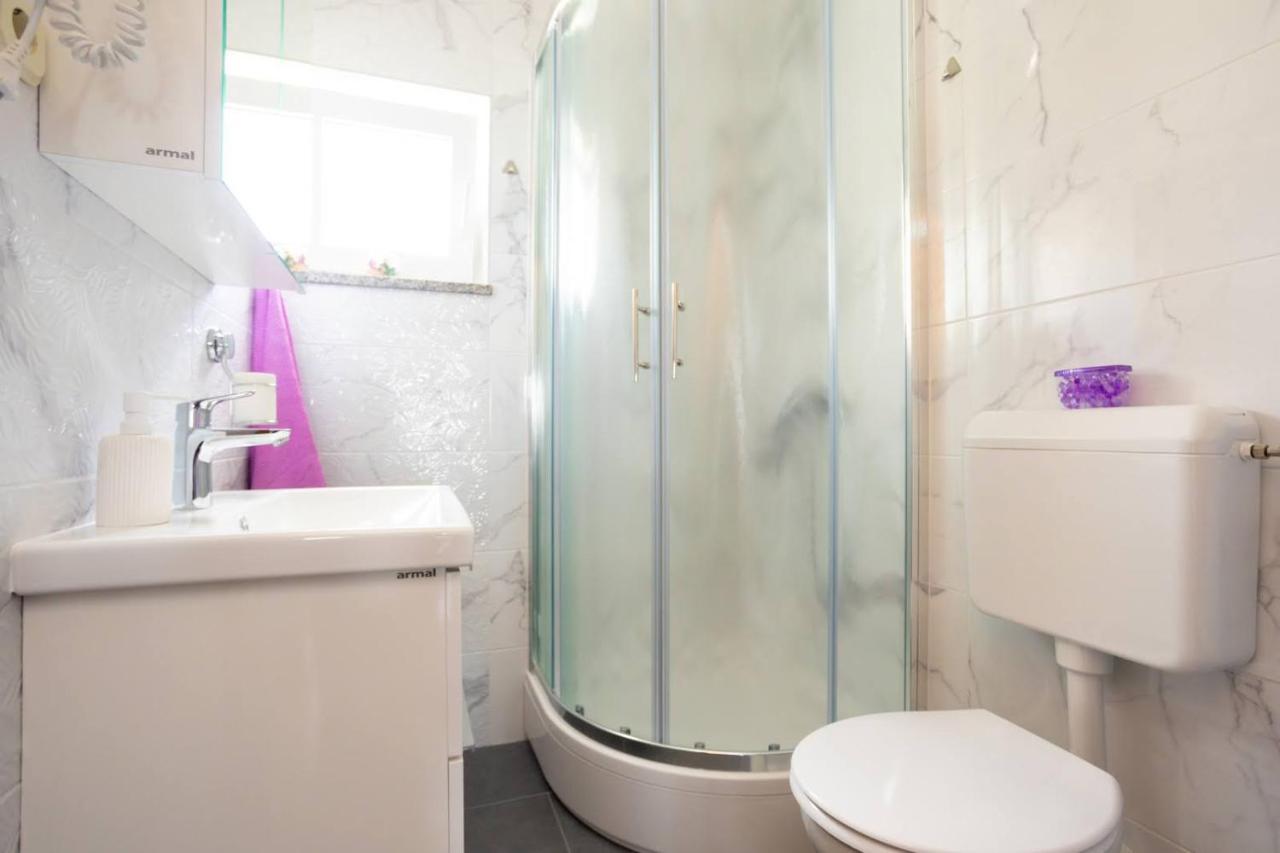 Apartman Luni Sa Bazenom - Malinska, Sveti Anton Sveti Anton  Zewnętrze zdjęcie