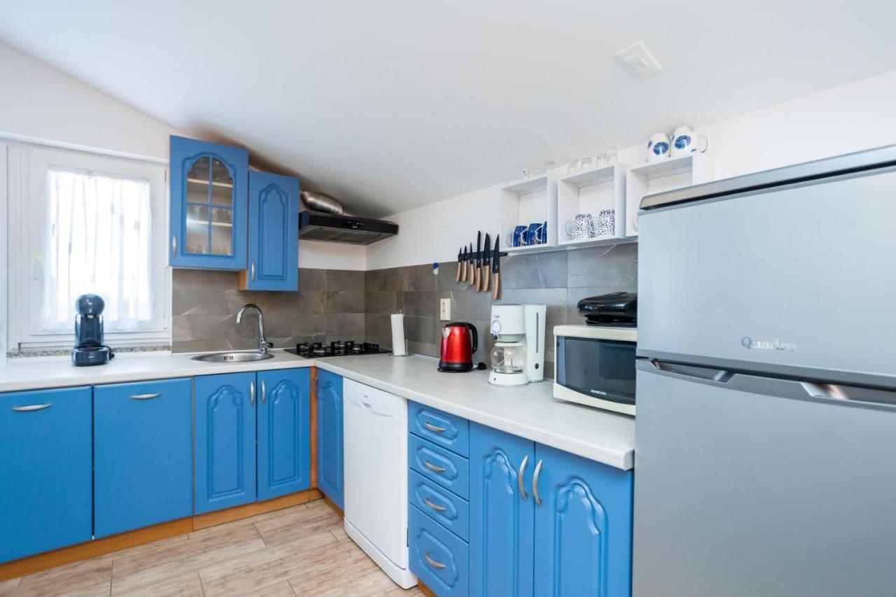 Apartman Luni Sa Bazenom - Malinska, Sveti Anton Sveti Anton  Zewnętrze zdjęcie