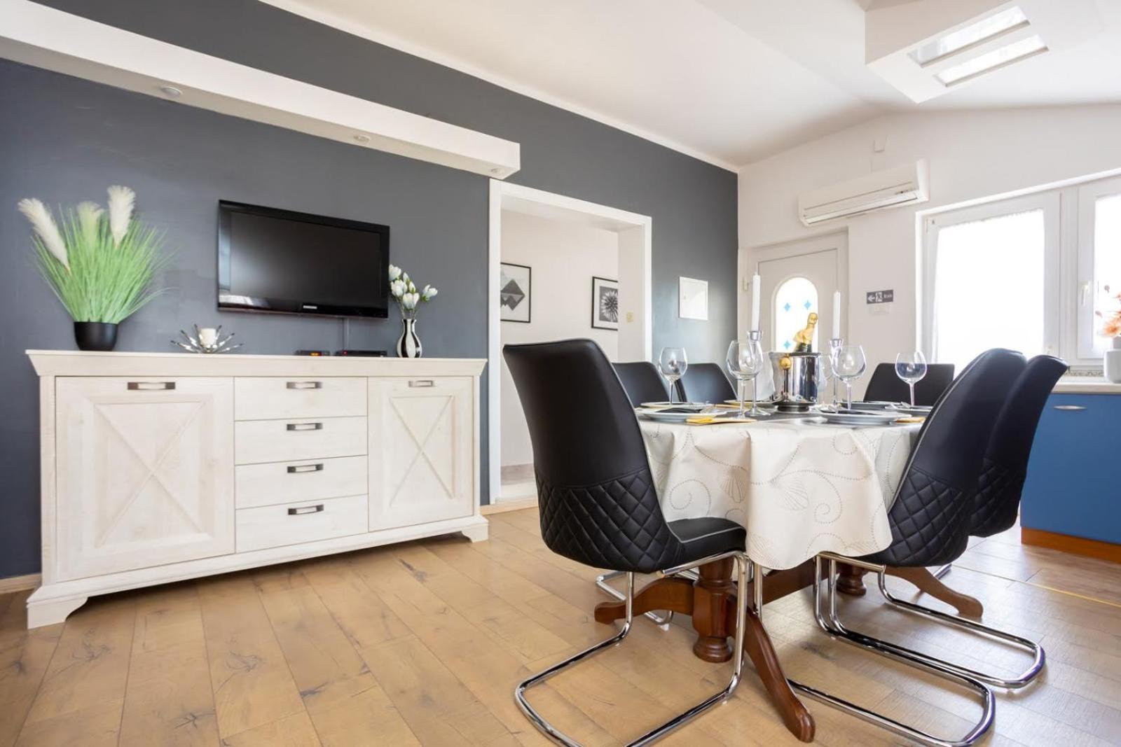 Apartman Luni Sa Bazenom - Malinska, Sveti Anton Sveti Anton  Pokój zdjęcie